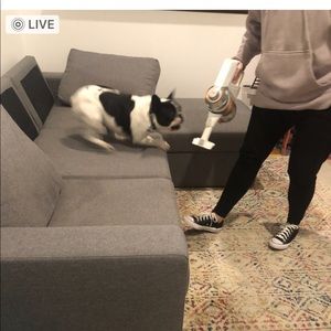 Meet your Posher, Laura